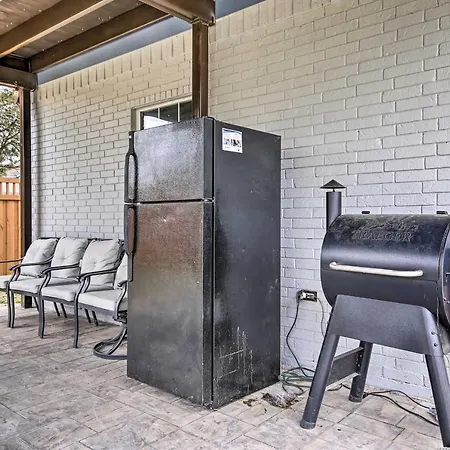 Villa Cozy Texas Gulf Coast Retreat With Patio!